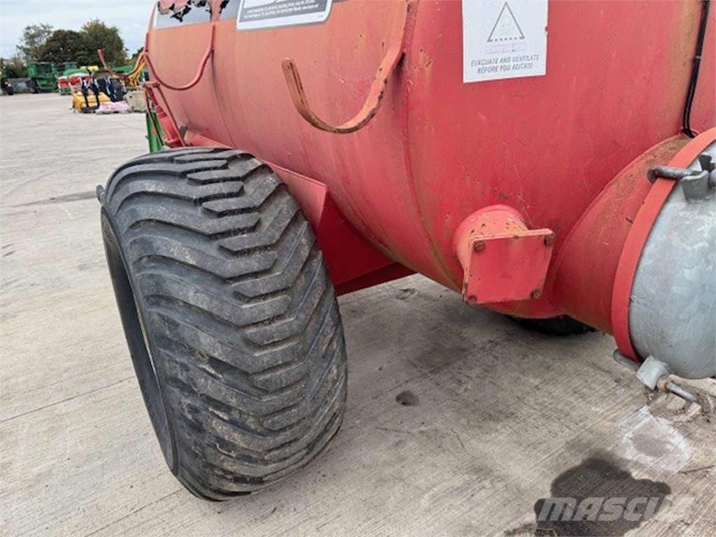 Hi-Spec 800 Gallon Sonstige Landmaschinen