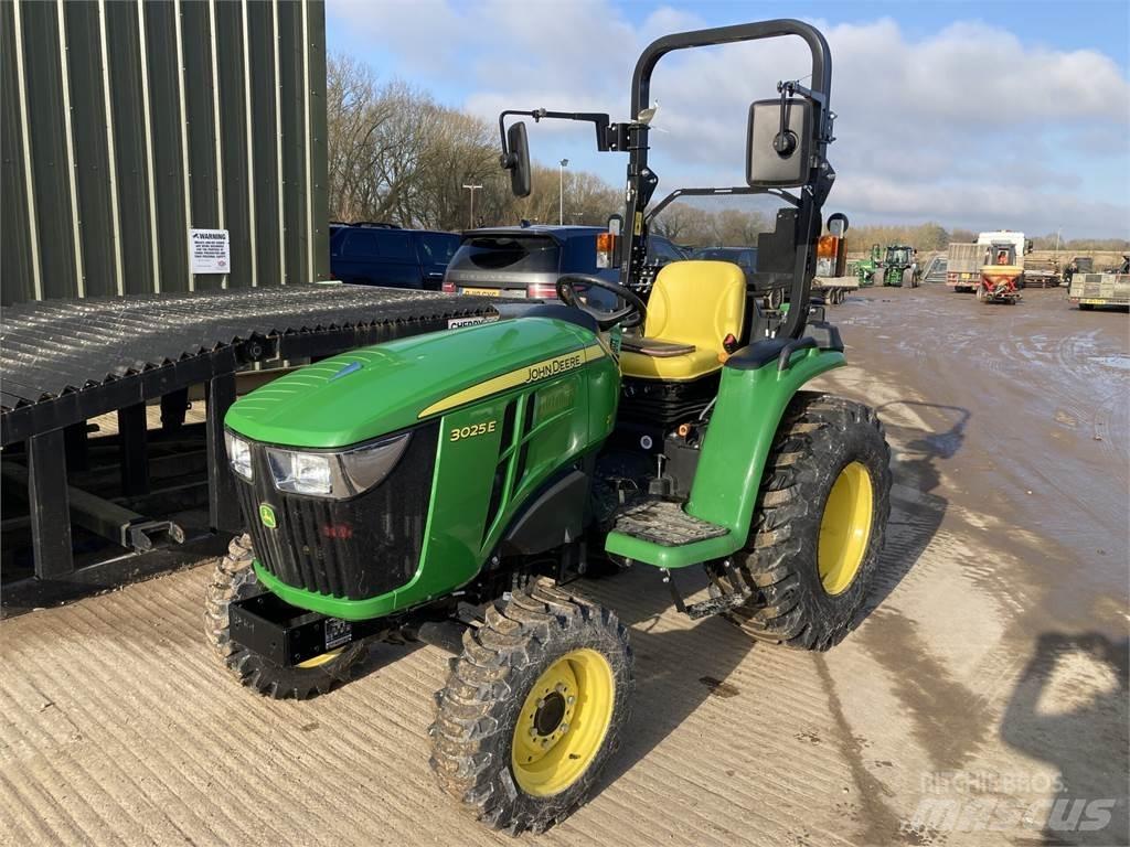 John Deere 3025E Kleintraktoren