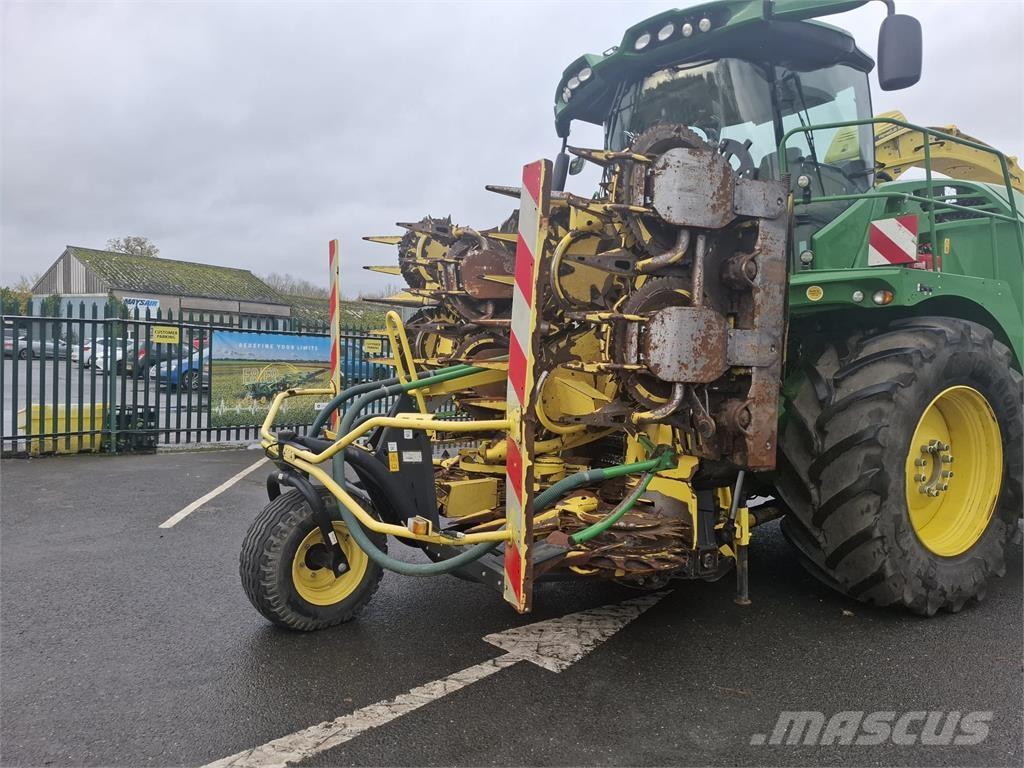 John Deere 390 Plus Selbstfahrende Häcksler