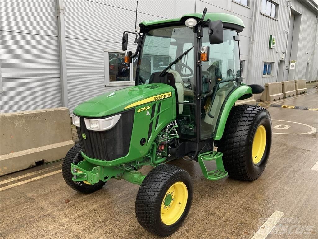 John Deere 4066R Kleintraktoren