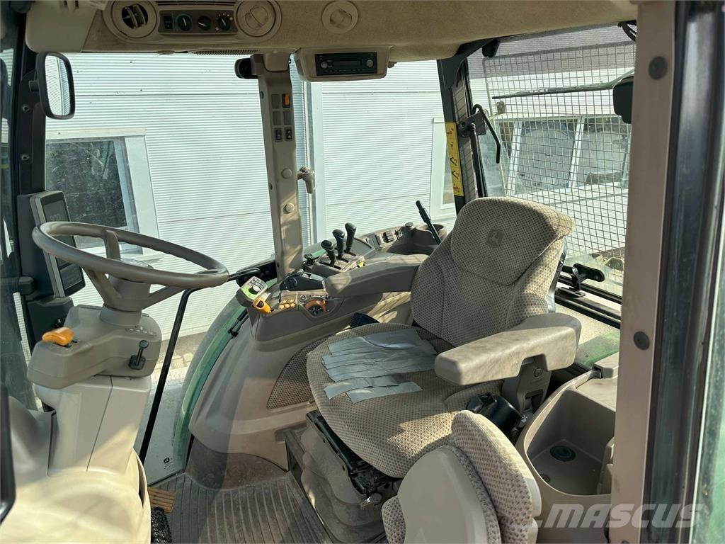 John Deere 5125R Traktoren