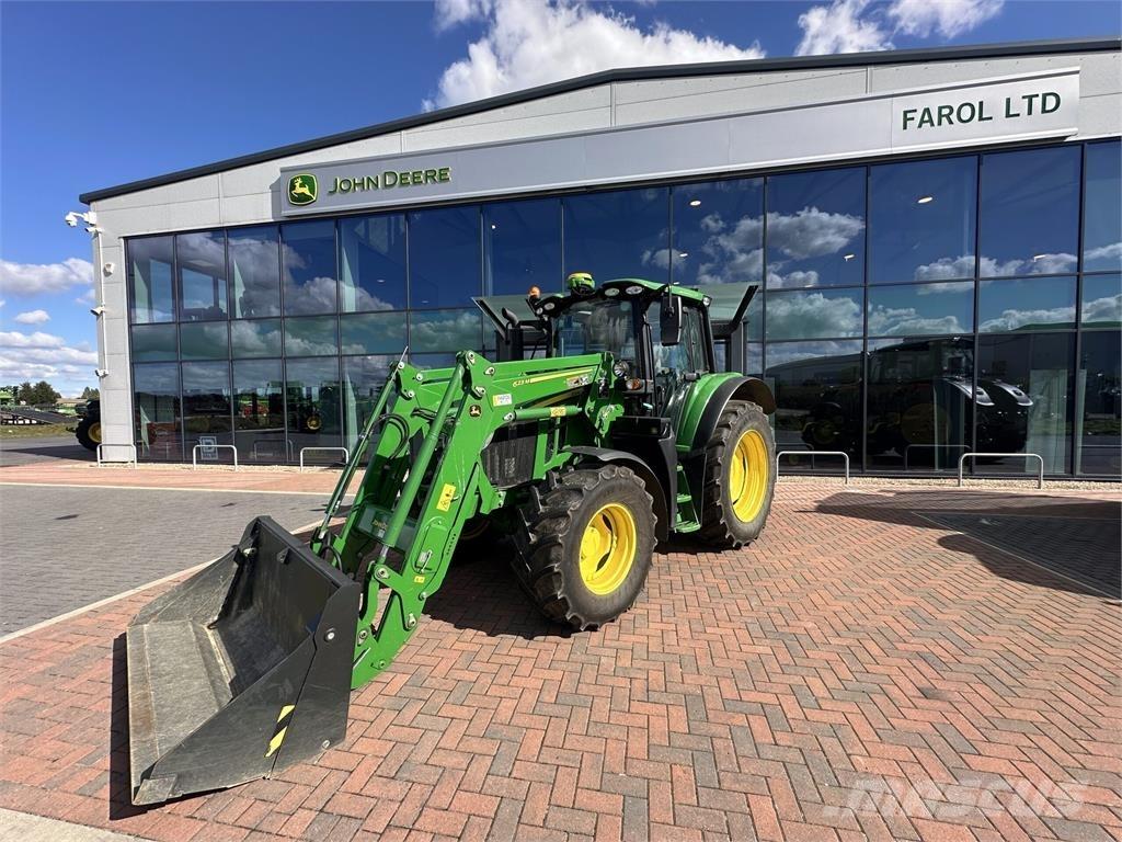 John Deere 6110M Traktoren