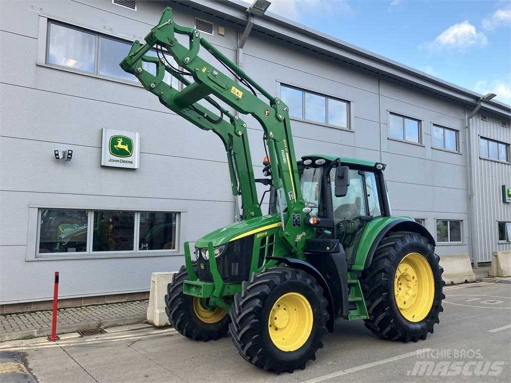 John Deere 6120M Traktoren