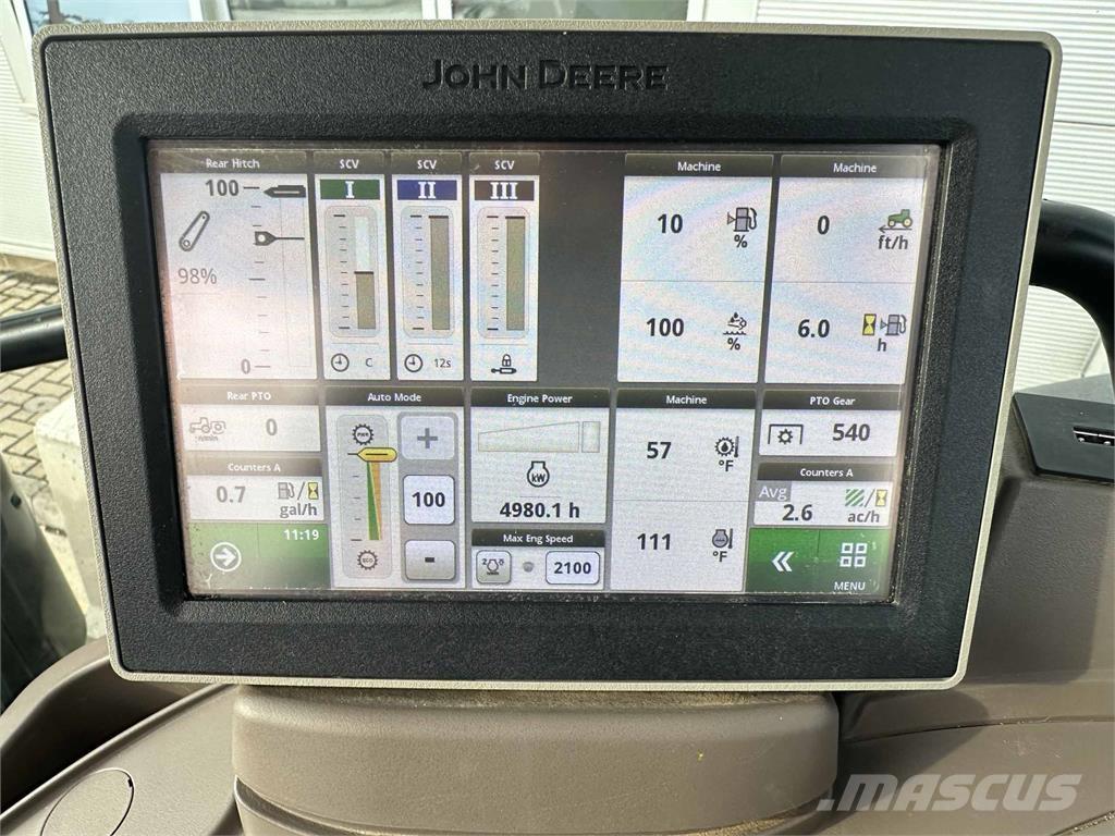 John Deere 6130R Traktoren