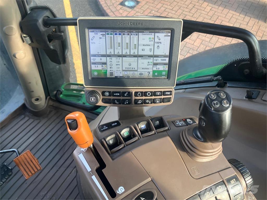 John Deere 6145R Traktoren