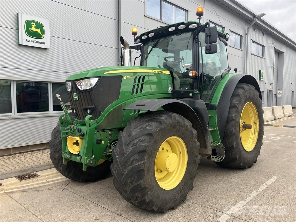 John Deere 6215R Traktoren