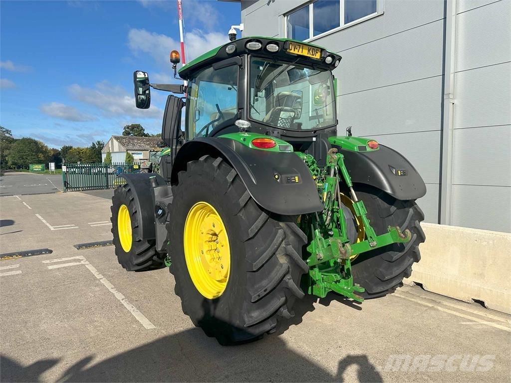 John Deere 6250R Traktoren