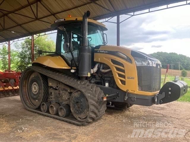 John Deere 6R 215 Traktoren