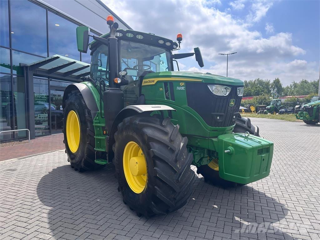 John Deere 6R 215 Traktoren