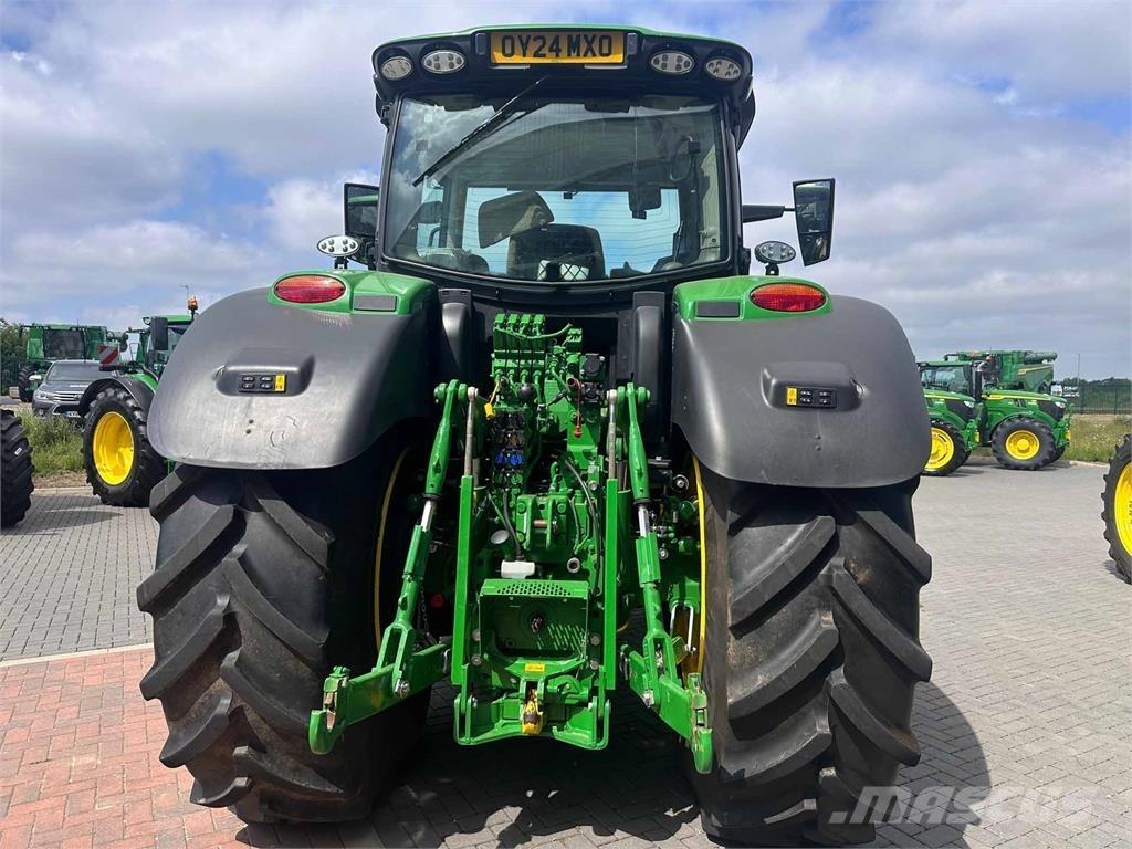 John Deere 6R 215 Traktoren