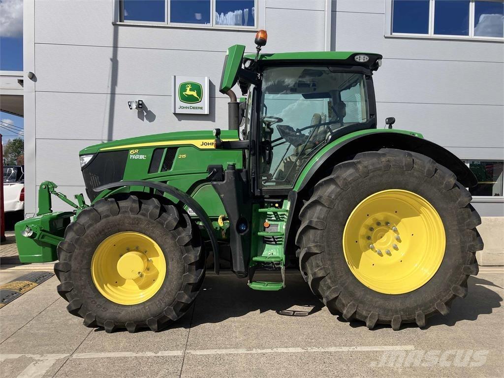 John Deere 6R 215 Traktoren