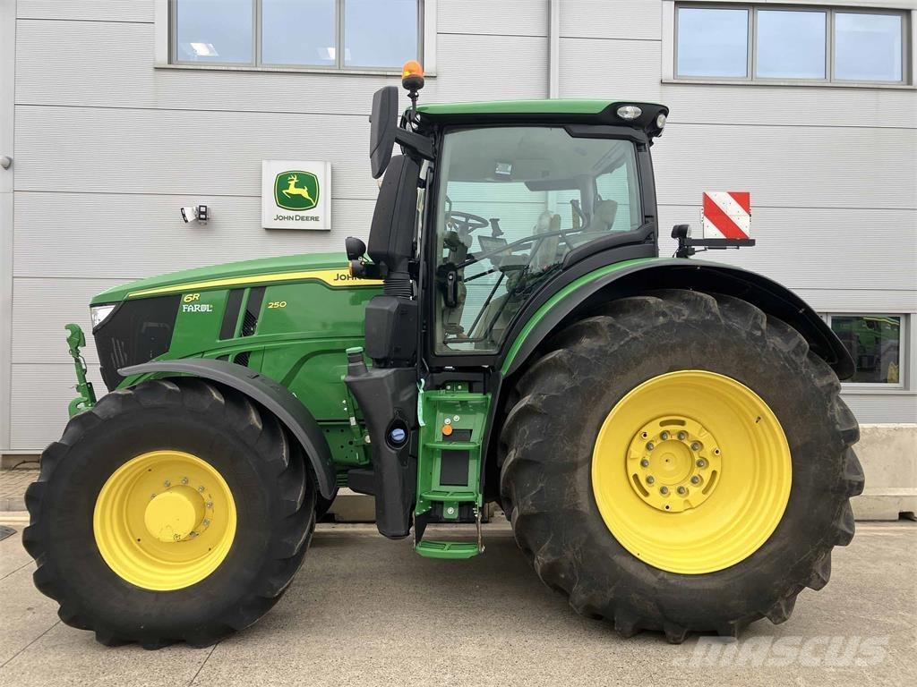 John Deere 6R 250 Traktoren