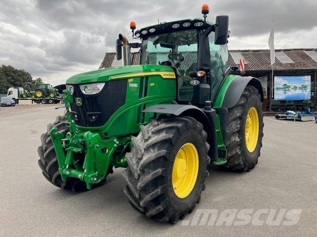 John Deere 6R 250 Traktoren