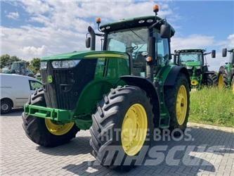 John Deere 7230R Traktoren