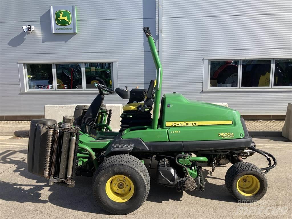 John Deere 7500AE Handgeführte Rasenmäher