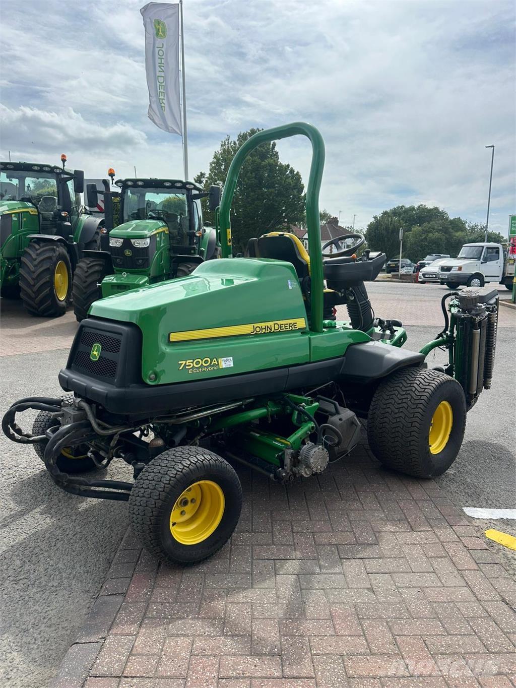 John Deere 7500AE Handgeführte Rasenmäher