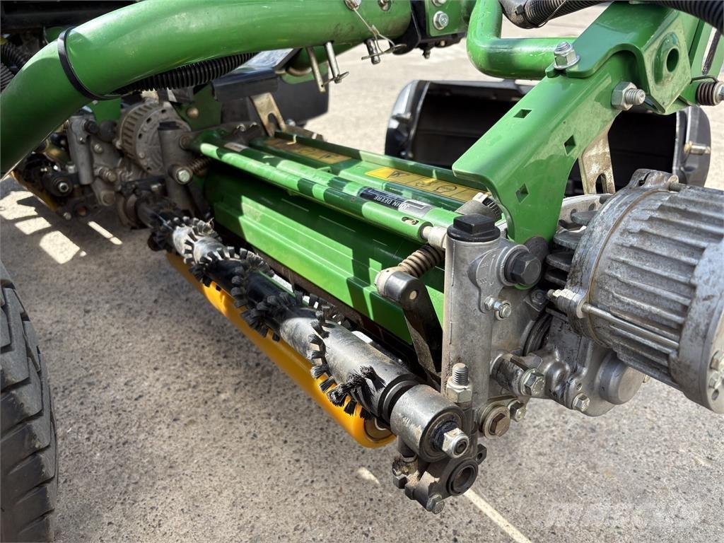 John Deere 7500AE Handgeführte Rasenmäher
