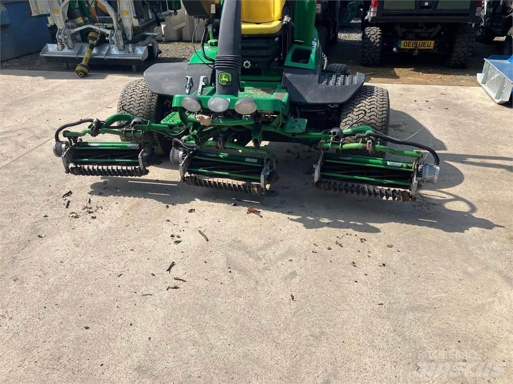 John Deere 7500AE Handgeführte Rasenmäher