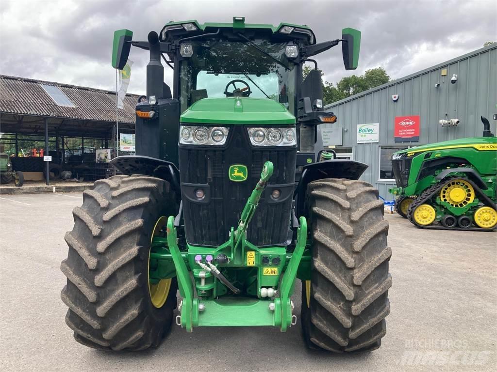 John Deere 7R 270 Traktoren
