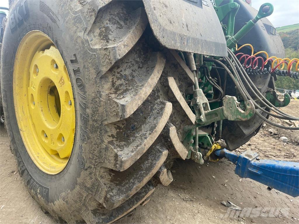 John Deere 7R 330 Traktoren