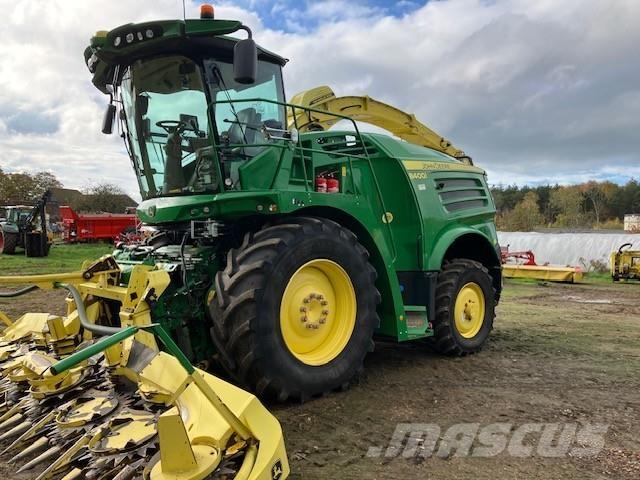 John Deere 8400i Selbstfahrende Häcksler