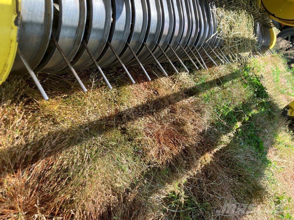 John Deere 8400i Selbstfahrende Häcksler