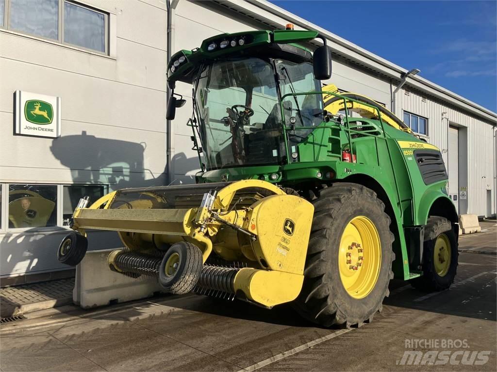 John Deere 8500i Selbstfahrende Häcksler
