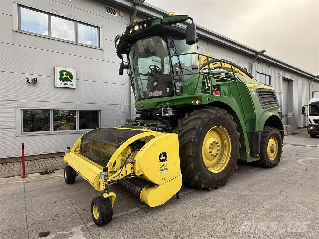 John Deere 8600i Selbstfahrende Häcksler