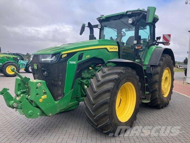 John Deere 8R 370 Traktoren