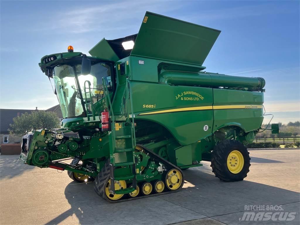 John Deere S685 TM Mähdrescher