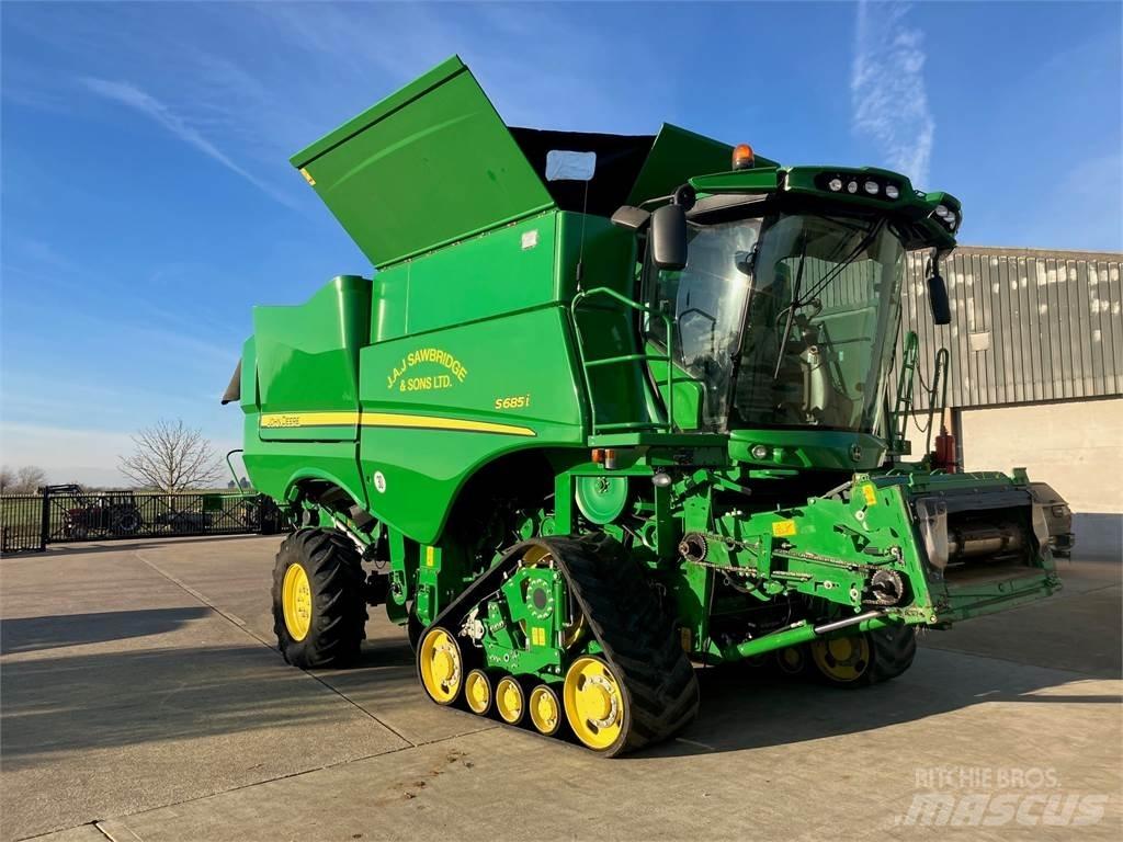 John Deere S685 TM Mähdrescher