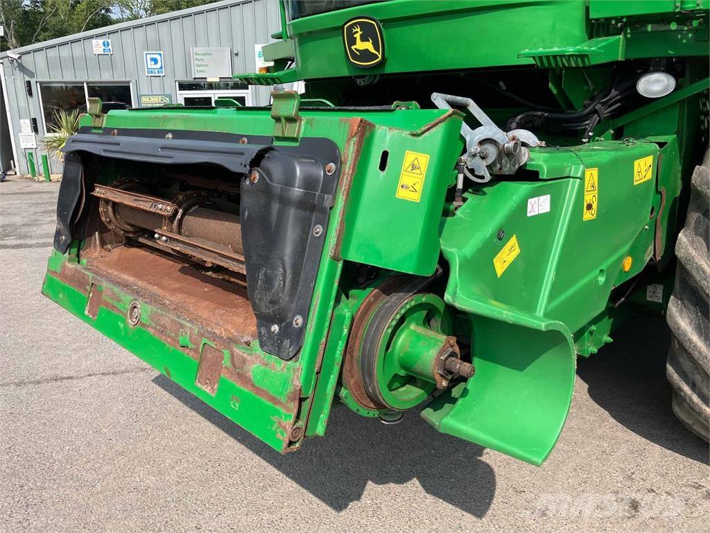 John Deere S690i HM Mähdrescher