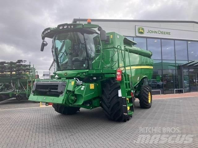 John Deere S785 HM Mähdrescher
