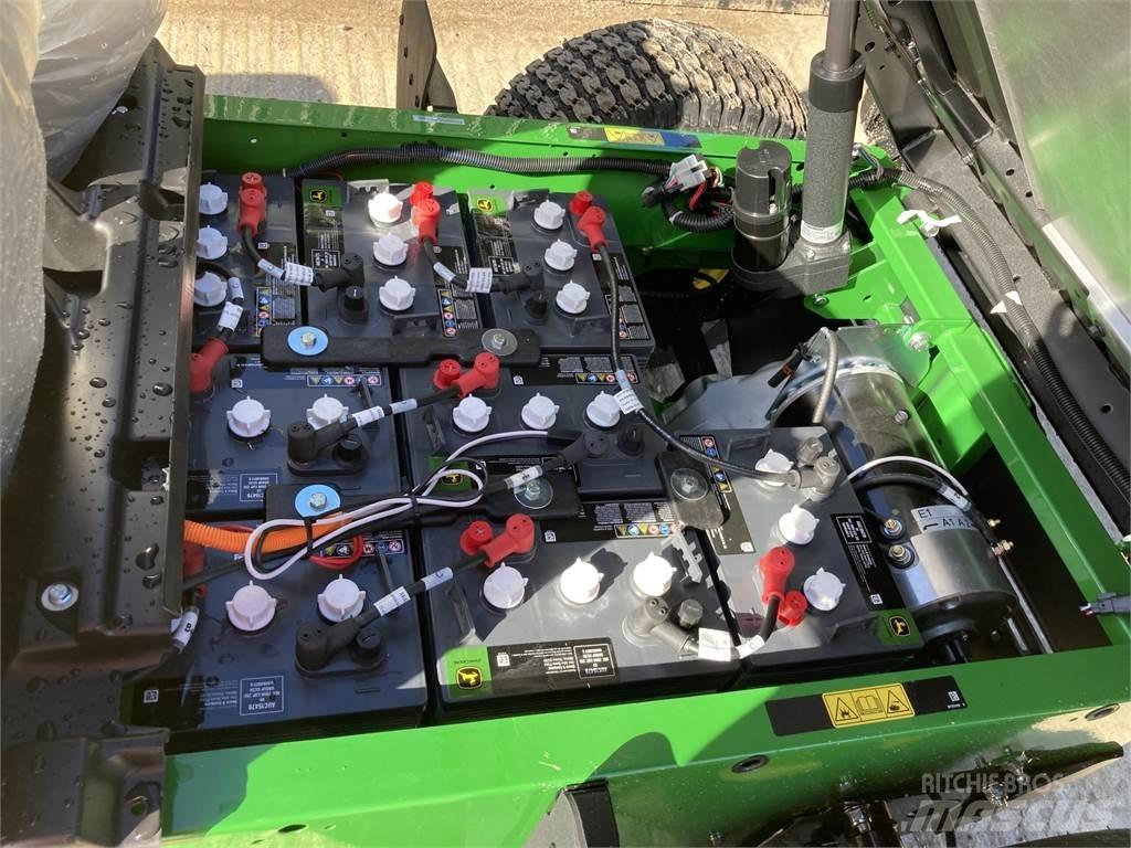 John Deere TE Gator Arbeitsfahrzeuge