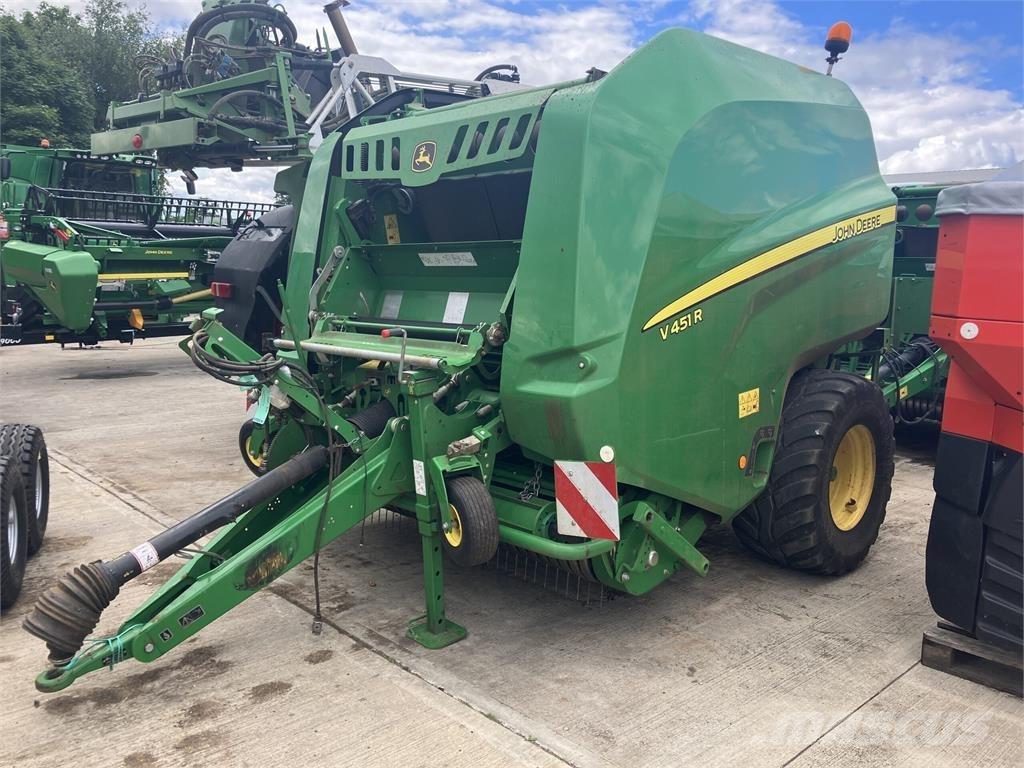 John Deere V451R Kreiselheuer/-wender