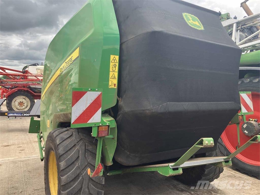John Deere V451R Kreiselheuer/-wender