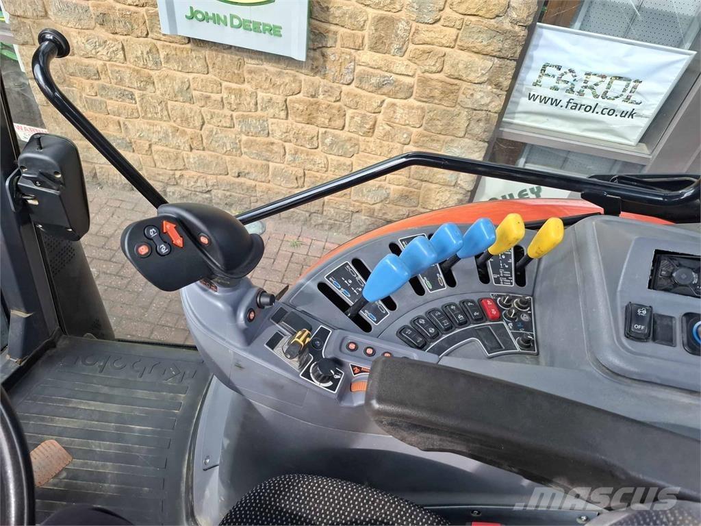 Kubota M7153 Traktoren