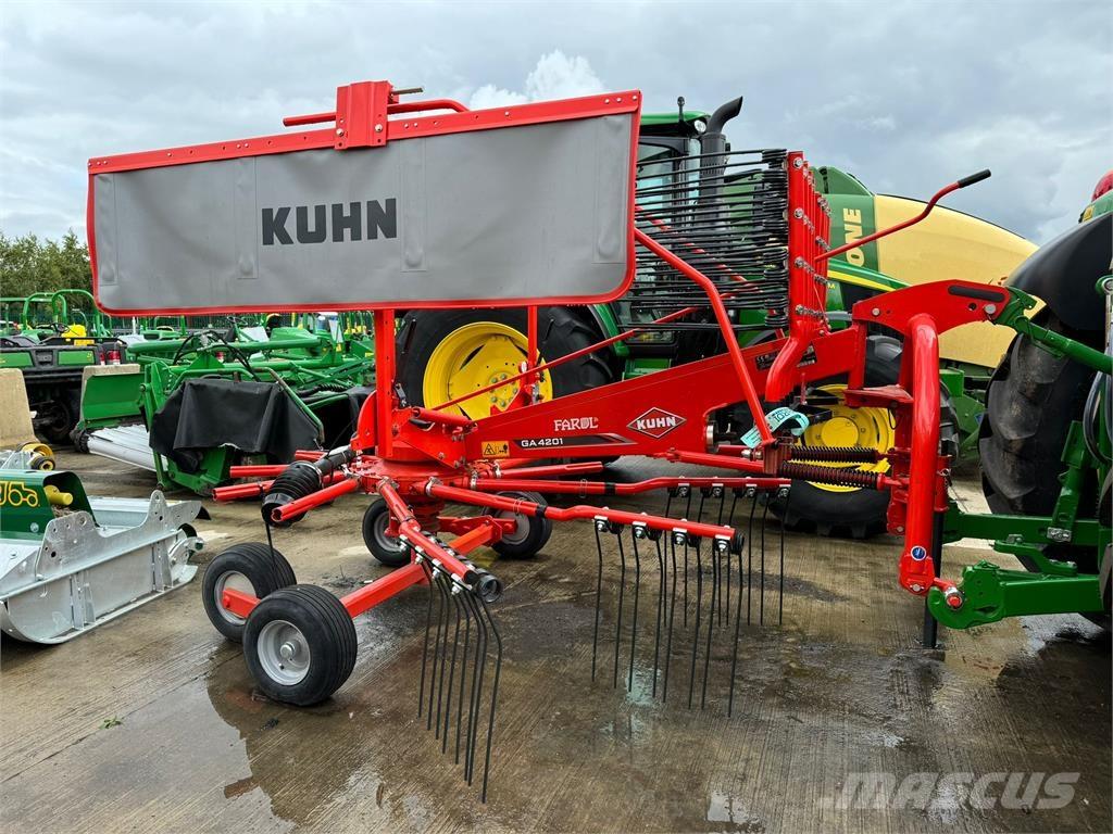 Kuhn GA 4201 Kreiselheuer/-wender
