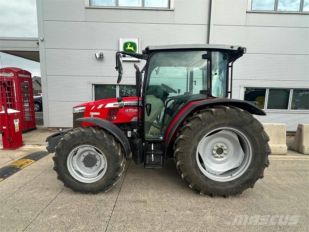 Massey Ferguson 4709 Traktoren