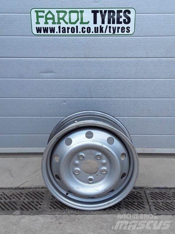  Misc. Silver Van Rim Reifen