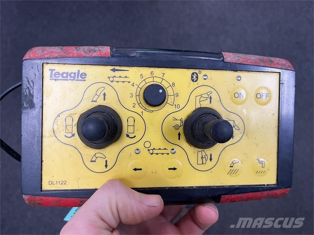 TEAGLE 8100 Düngemittelverteiler