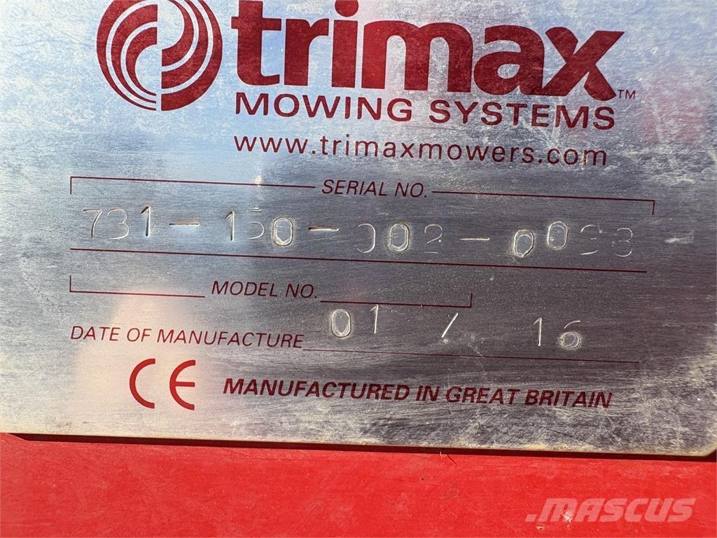 Trimax Striker 150 Gezogene und selbstfahrende Mäher