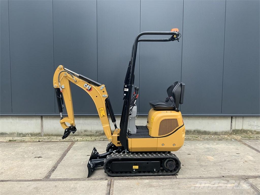 CAT 300.9 D Minibagger < 7t