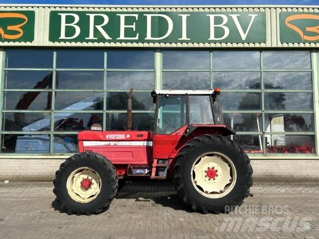 International 1255 A Traktoren