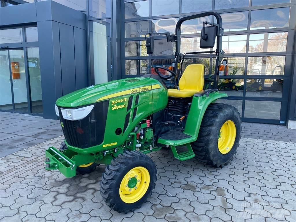 John Deere 3046R Traktoren