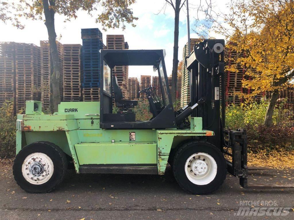 Clark DPL100 Dieselstapler