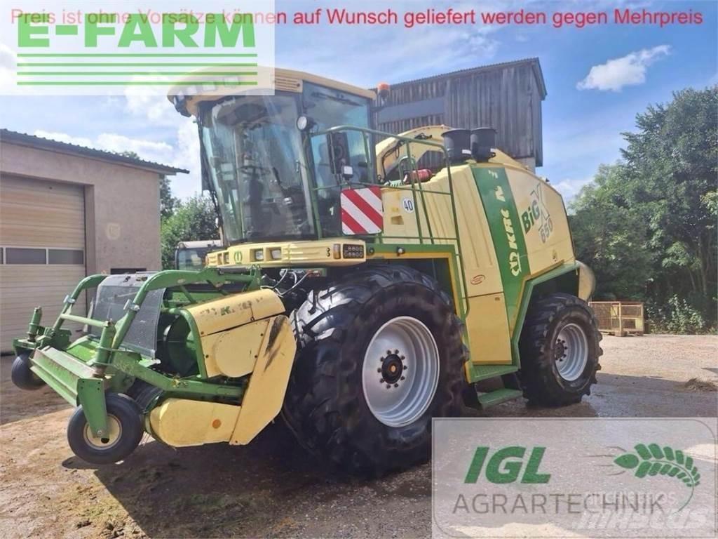 Krone big x 650 Selbstfahrende Häcksler