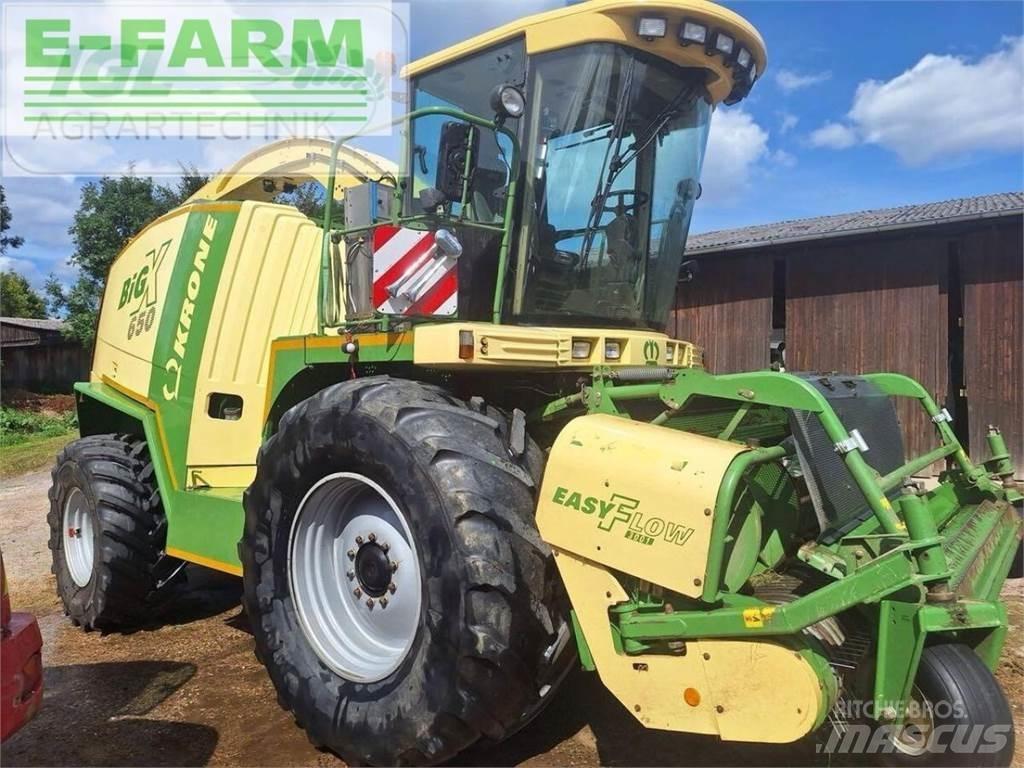 Krone big x 650 Selbstfahrende Häcksler
