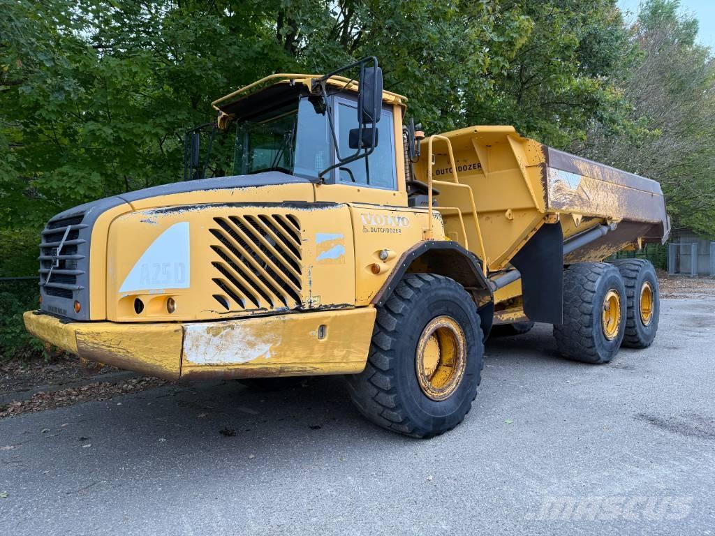 Volvo A25D Dumper - Knickgelenk