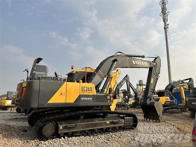 Volvo EC240 Raupenbagger